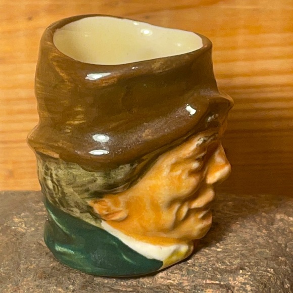 Royal Doulton Paddy Mug, 1940s Hand Painted Miniature Toby Character Mug made in - Picture 5 of 10